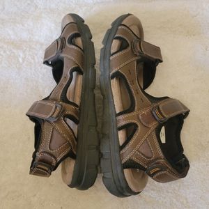 Weatherproof vintage Cole men sandals